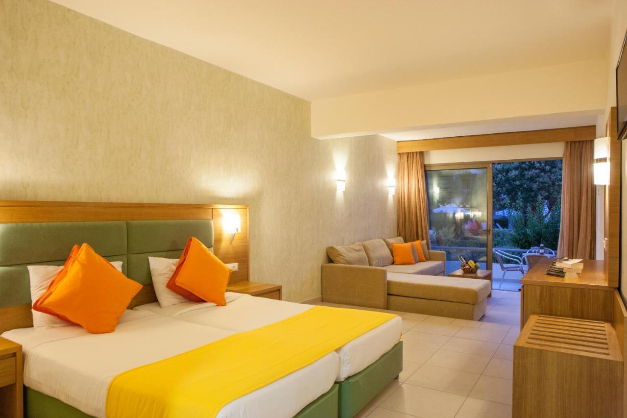יאליסוס Ialyssos Bay Hotel מראה חיצוני תמונה