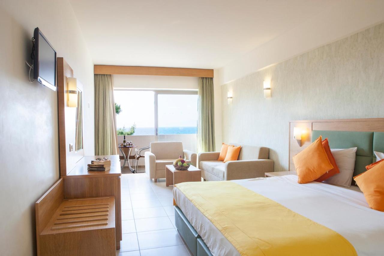 יאליסוס Ialyssos Bay Hotel מראה חיצוני תמונה