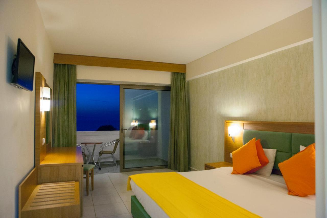 יאליסוס Ialyssos Bay Hotel מראה חיצוני תמונה